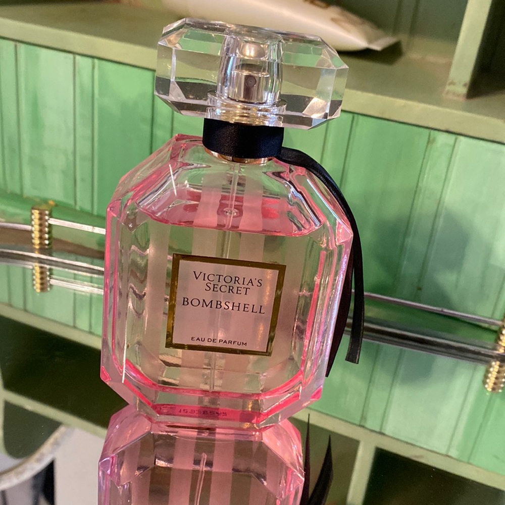 Victoria Secret Bombshell 3.4 oz
